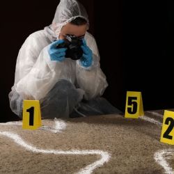 Michoacán:  Asesinan a dos jóvenes y hieren a tres niños en Apatzingán