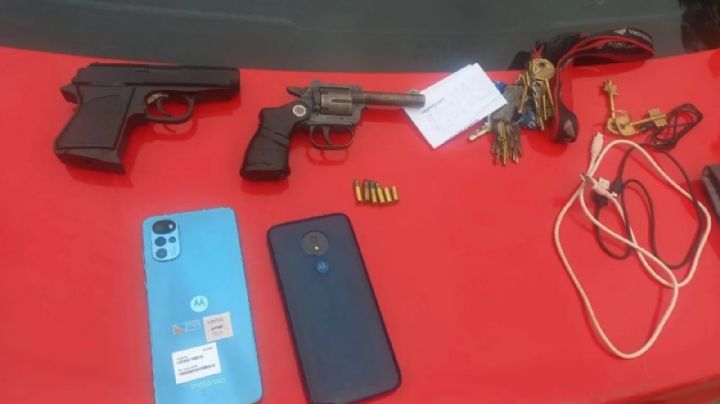 Adolescente balea a conductor de Uber y se roba el auto